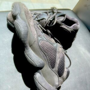 Yeezy 500